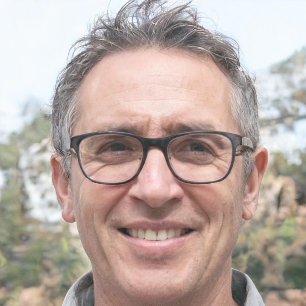 Portrait de Bastien Lemercier, formateur en gestion budgétaire